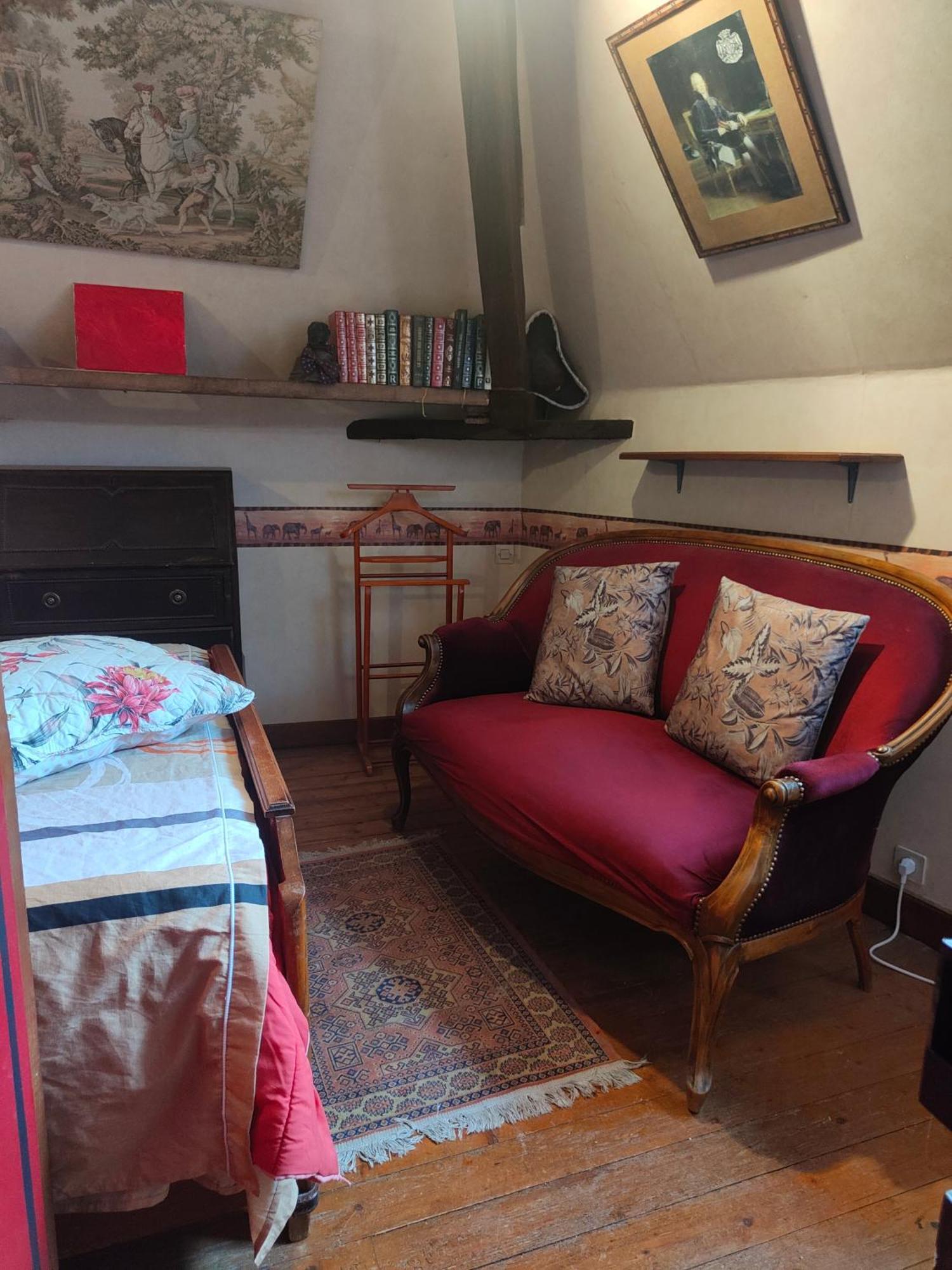 La Taniere Des Tanneries Bed & Breakfast ตอนแนร์ ภายนอก รูปภาพ