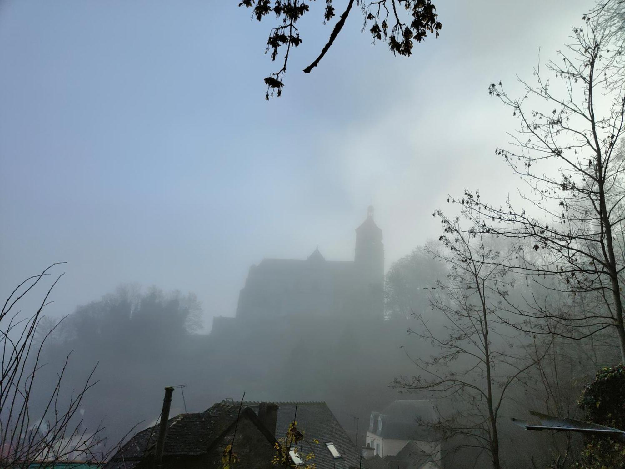 La Taniere Des Tanneries Bed & Breakfast ตอนแนร์ ภายนอก รูปภาพ